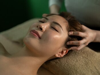 コガオカラット 和歌山本店/本場韓国仕込みの小顔コルギ