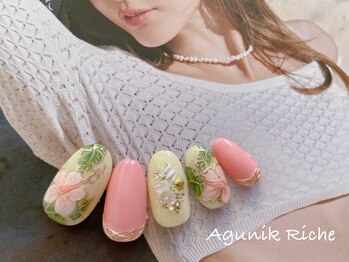 アグニークリッシェ(Agunik Riche)/【ハイビスカスネイル】