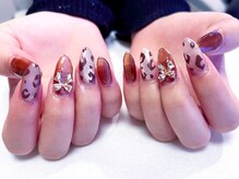 アンナ(Anna)/定額ゴージャスアート¥7500