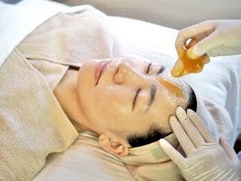 モア30(more30)/【施術風景】シュガーリング脱毛