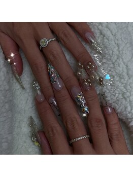シン(XIINH)/キラキラネイル