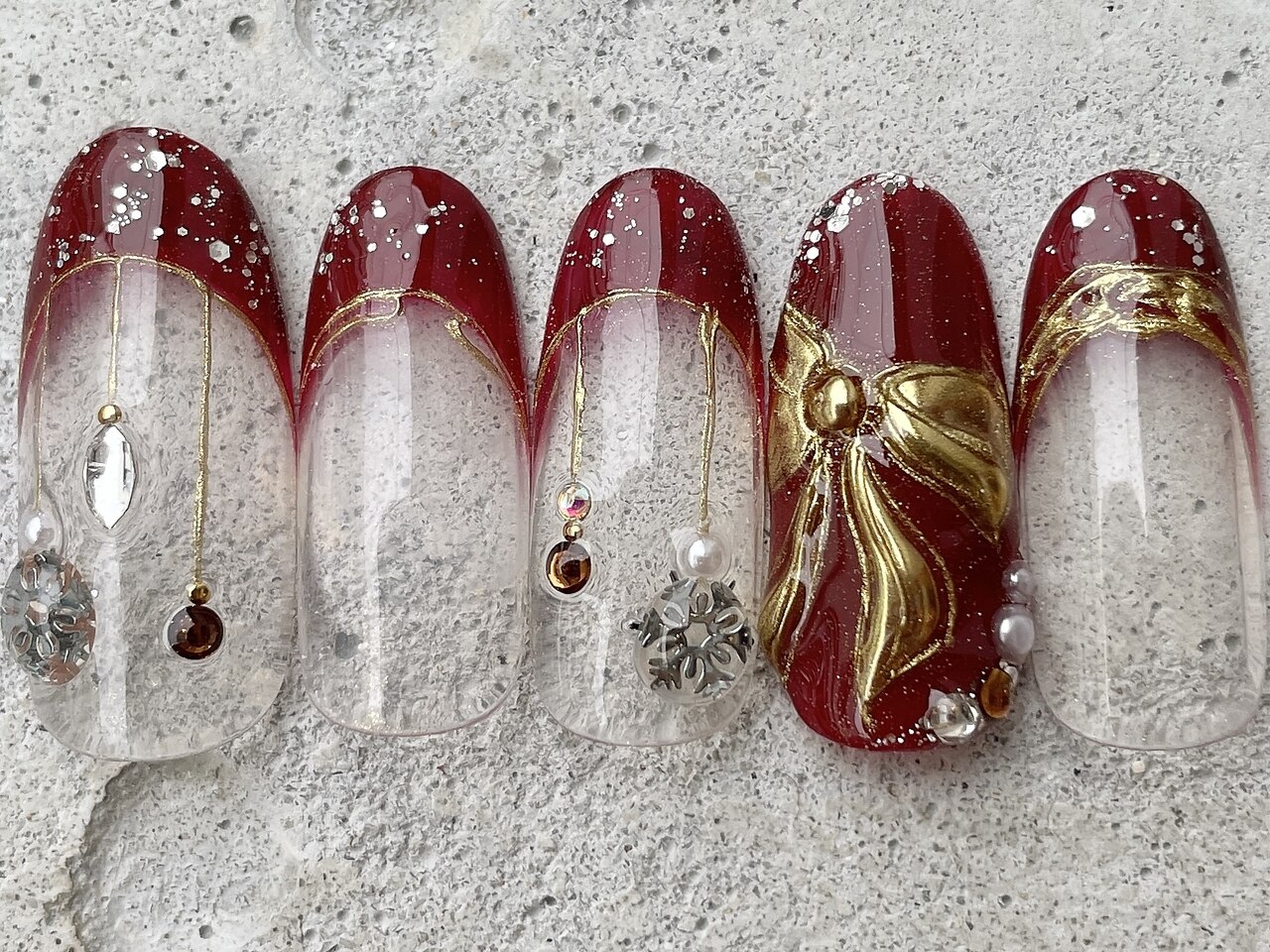 ネイルチップ ワンホン リボン ビジュー クリスマス 冬 ネイルチップ ワンホン リボン ビジュー クリスマス 冬