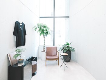 イレ 名古屋栄(ile)/姿勢矯正/骨盤矯正/猫背矯正