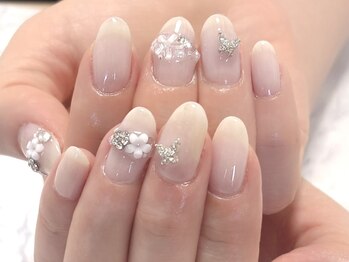 サロン ラーラフ(Salon)の写真/【8種類から選べる定額design★】季節ごとに変わるからトレンドも◎誰とも被らない大人のモテ可愛nailに♪