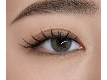 リリー(Lily)の写真/目の形に合ったマツエクを提案できます！