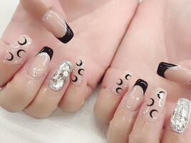 モノトーン☆ムーンネイル