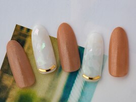 ゴールドストーンホワイト