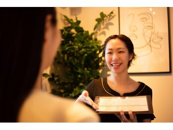 ブライダルエステ バイ スイスパ表参道(BRIDAL ESTHE by SUI SPA)/１.カウンセリング《小顔矯正》