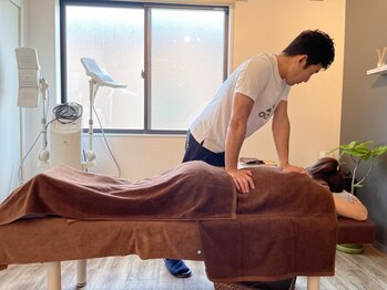 ワンズ(ONE’S)/全身施術 ￥4500