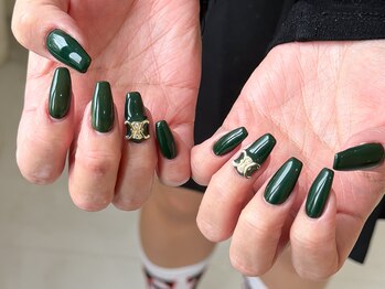 ワンアンドオンリー(One&Only)/モスグリーン×ゴールドパーツ