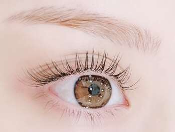 ティアラ(TIARA for nail & eye)/すっぴんでも浮かない目元に