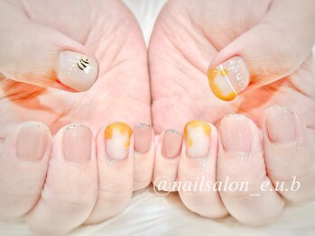 イーユービー(E.U.B)/ハチミツネイル【ひばりヶ丘】