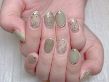 ネイル アンド アイラッシュ虹/