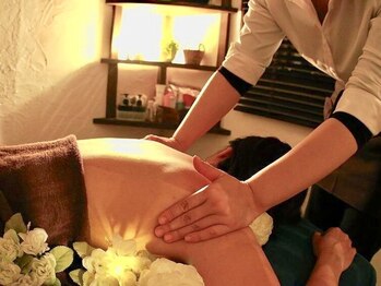 リラクゼーションスペース エン(relaxation space en)の写真/【日々疲れやストレスを感じている方へ】オールハンドのアロマトリートメントで心と体に深い癒しをお届け♪