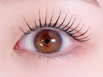 ブロウタス 栄店(BROW+)の写真/《下向き・細い・弱いまつ毛…悩みに合わせた施術で解決》丁寧なカウンセリングで理想を叶えます。