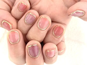 アイラッシュアンドネイル専門店 クラル(CURAR)/ミラー ステンドグラスネイル