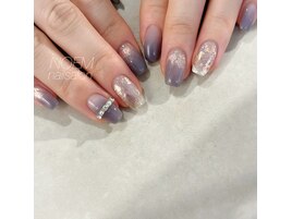 人気☆キラキラネイル