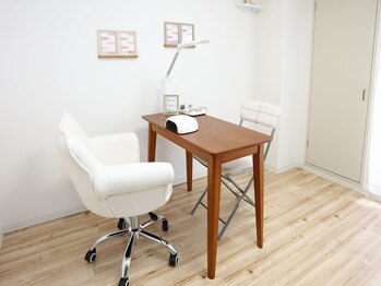 ナユネイル(na_yu.nail)の写真/【パラジェル登録店】自爪ケア・育成専門サロン＊マシン不使用の丁寧な手作業ケアで自爪から美しく。