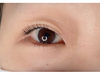 ラシク ベル(Lashiku Belle)/ラッシュリフト