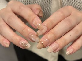 キラキラニュアンスネイル:syuri