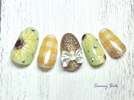 ひまわりネイル