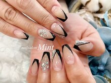 ネイルサロン ミント(Mint)/変形フレンチ♪