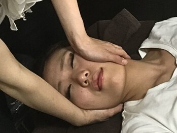 ラクタイセイタイイン 梅田茶屋町店(楽体整体院)/ /小顔/小顔矯正/フェイシャル