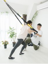 ルート(ROOT)/動きの目覚めに、静かに立ち会う