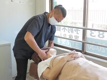 カラダの仕組みを理解した、勤続10年以上のベテランのみが施術!