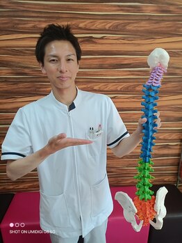 長岡整骨院/背骨のゆがみ