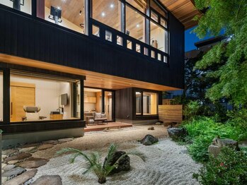 ドクターヒジ メディカルフィットネス(Dr.HIJI)の写真/【気軽に体験OK】知識豊富なトレーナーが自宅エクササイズ提案までサポート！