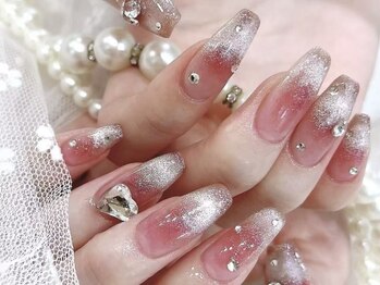 ネイルサロンアンドスクール ラフィーネ 池袋店の写真/長く通えるサロンを探している方におすすめ☆最旬ネイルをいち早くGET！<パラジェル/フィルイン/長さ出し>