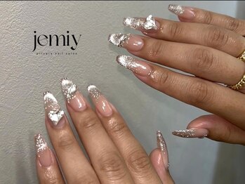 ジェミー(jemiy)の写真/憧れのネイルも思いのまま！褒められネイルで好印象◎指先から可愛く♪トレンドデザインはお任せください☆