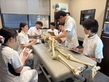 ナチュラル整体院の雰囲気（産後のママのお悩みが解消できるよう毎日カンファレンスを実施。）