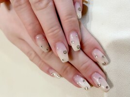 ホワイトベージュグラデーション
