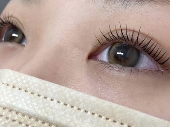 エステサロン ジュブリーの写真/話題のまつげパーマ！【パリジェンヌリフト】で理想のパッチリeye!毎日のお手入れが楽々に♪