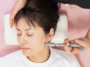 ビジュ(Bijou)の写真/他とは違う効果を実感♪施術後のスッキリ感に、きっとやみつきに！【小顔矯正】初回限定 12,000円→6,000円