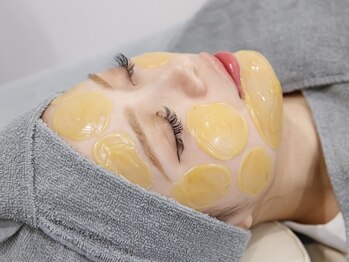 トム(Thom)/SNSで話題◇ワックスでたまご肌