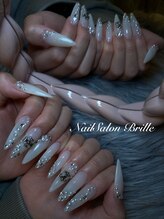 エスフィーネイルサロン ブリーユ(Esfy nailsalon Brille)/パーツキラキラネイル