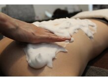 トータルビューティー チャームモォ(charm.Moo)/背中集中ケア