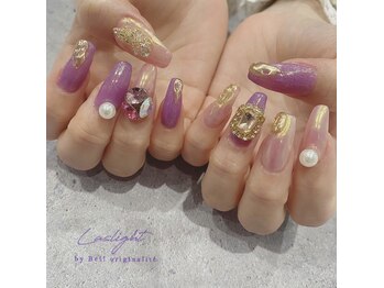 ラズライト(Laslight)/ビジューキラキラネイル