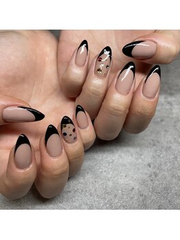 エトワール 御器所店(Etoile)/黒フレンチネイル