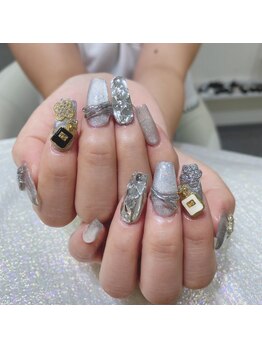 クイーンズビューティーサロン 新宿本店(Queen's beauty salon)/長さだし パラジェル対応可