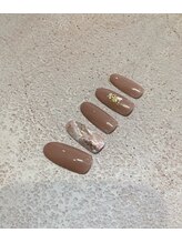 ラグネル(Luxnal)/ベージュシンプルネイル