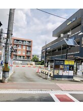 ロイヤルフラッシュ(ROYAL FLASH)/駐車場は建物正面のパーキングへ