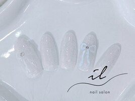 ぷっくりリボンネイル