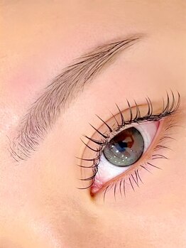 スリー(THREE.)の写真/目の形やまつげの状態に合わせて丁寧に施術♪カウンセリング重視なので、お悩みはお気軽にご相談ください◎