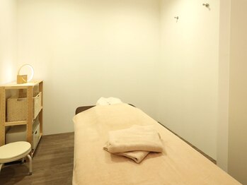 リラクゼーションサロン豊中りらく/窓のないお部屋☆