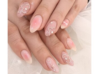 nail salon WOL【ネイルサロン ウォル】の写真/圧倒的可愛いを詰め込み！SNSで話題のリボンやハートなどのパーツも豊富◎特別なネイルで最高に可愛く♪