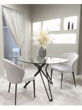 ボディケア専門店 bluem iu./グレーを基調とした綺麗な雰囲気